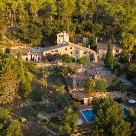 Masia Can Pou Canet de Adri 外观 照片