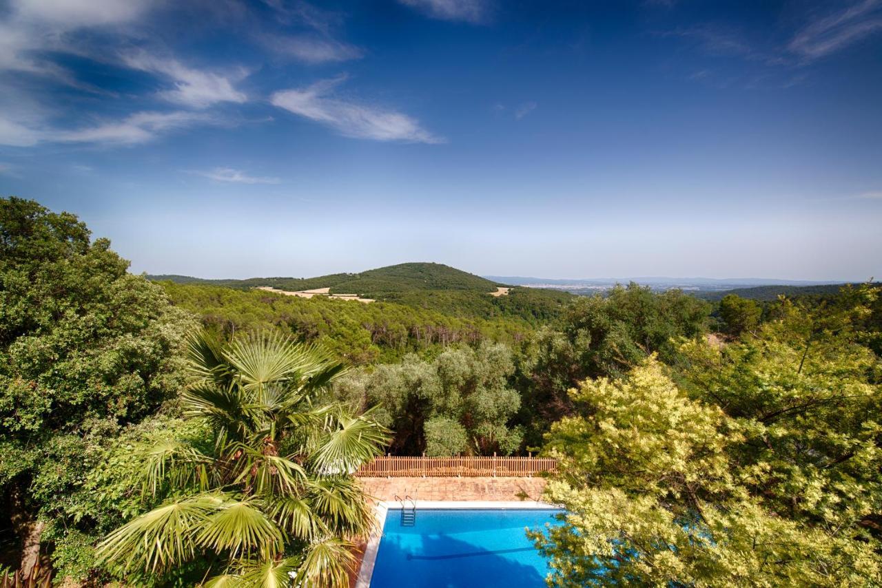 Masia Can Pou Canet de Adri 外观 照片