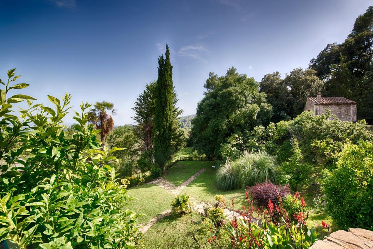 Masia Can Pou Canet de Adri 外观 照片