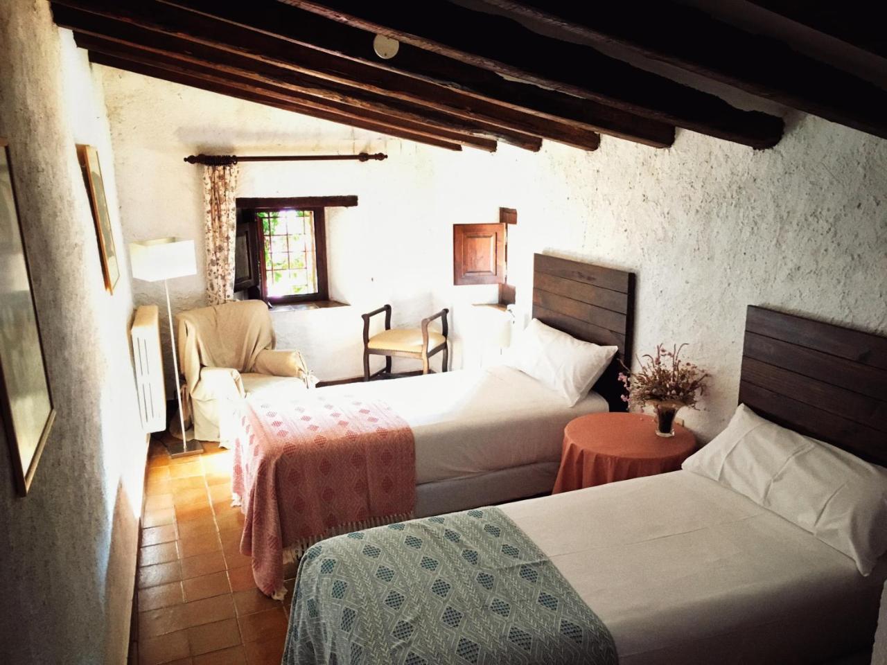 Masia Can Pou Canet de Adri 外观 照片