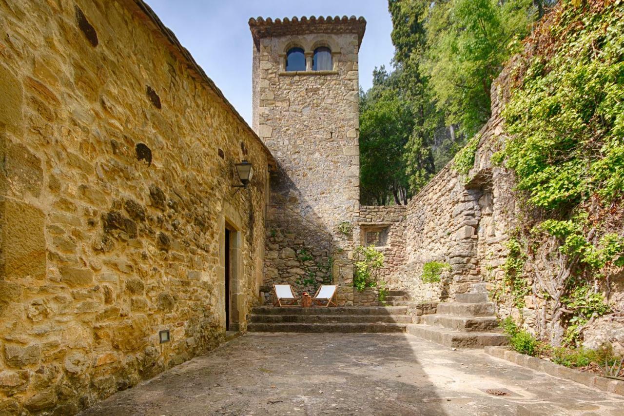 Masia Can Pou Canet de Adri 外观 照片